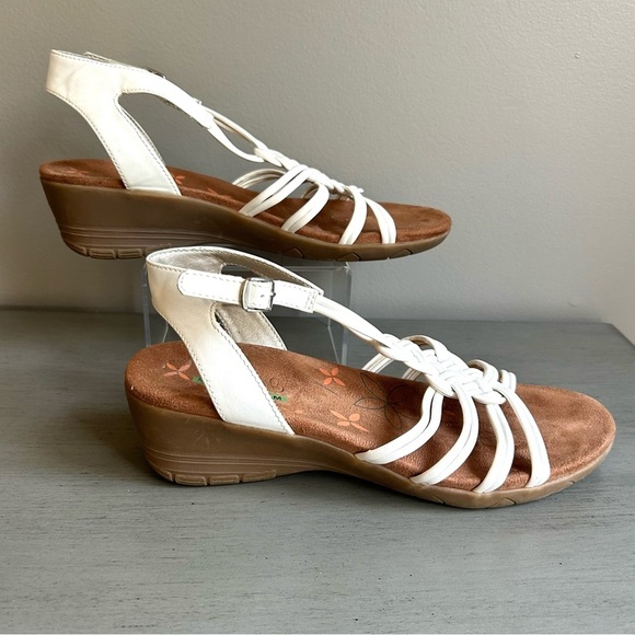 BareTraps Hallee Women Wedge White Ankle Strappy Sandals Sz 8 Boho Faux Leather - Picture 5 of 9